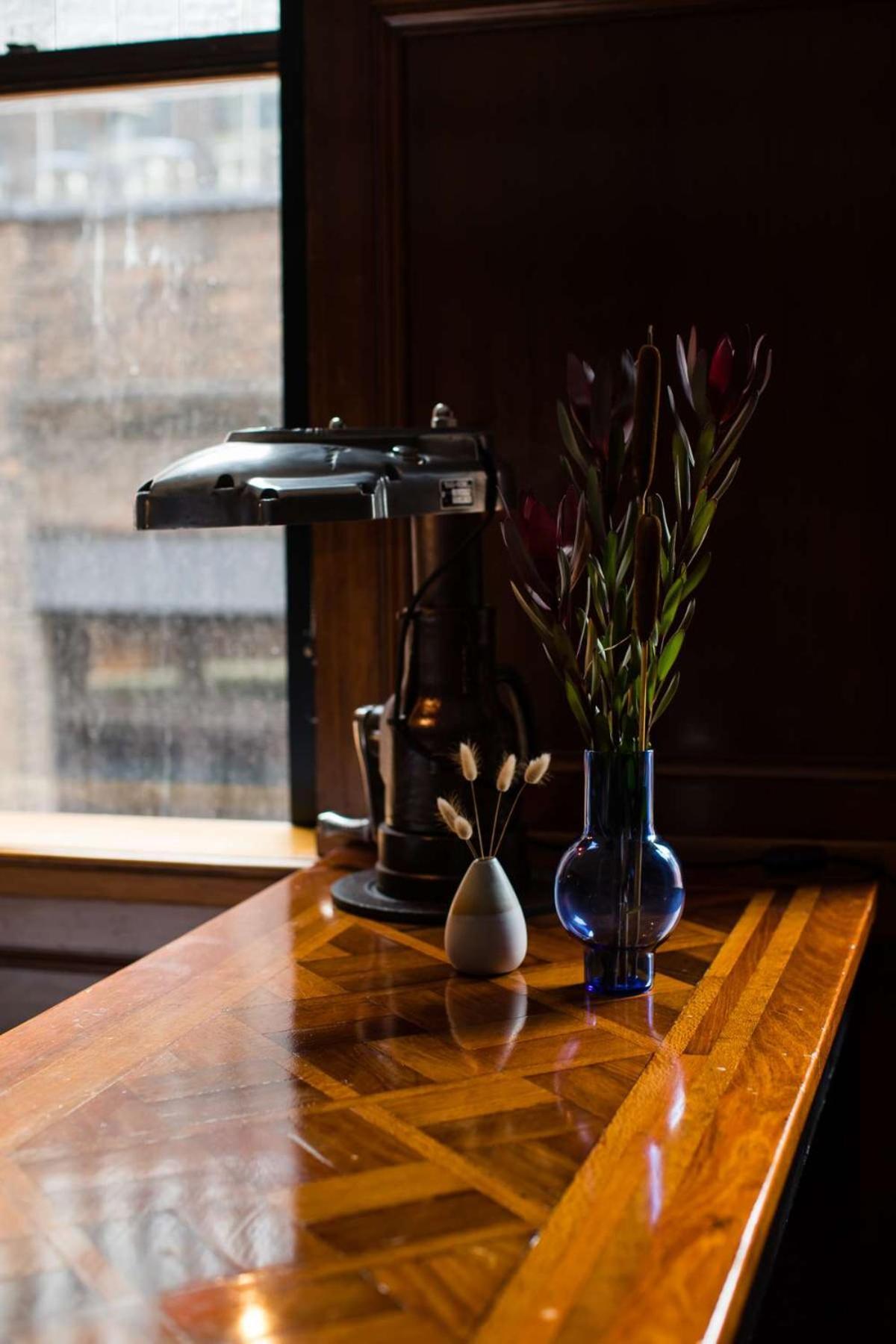 The Old Clare By Ode Hotels Сидней Экстерьер фото A 1930s-era desk lamp