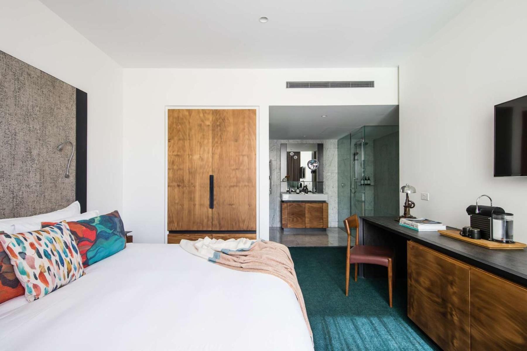 The Old Clare By Ode Hotels Сидней Экстерьер фото A room at the Hotel
